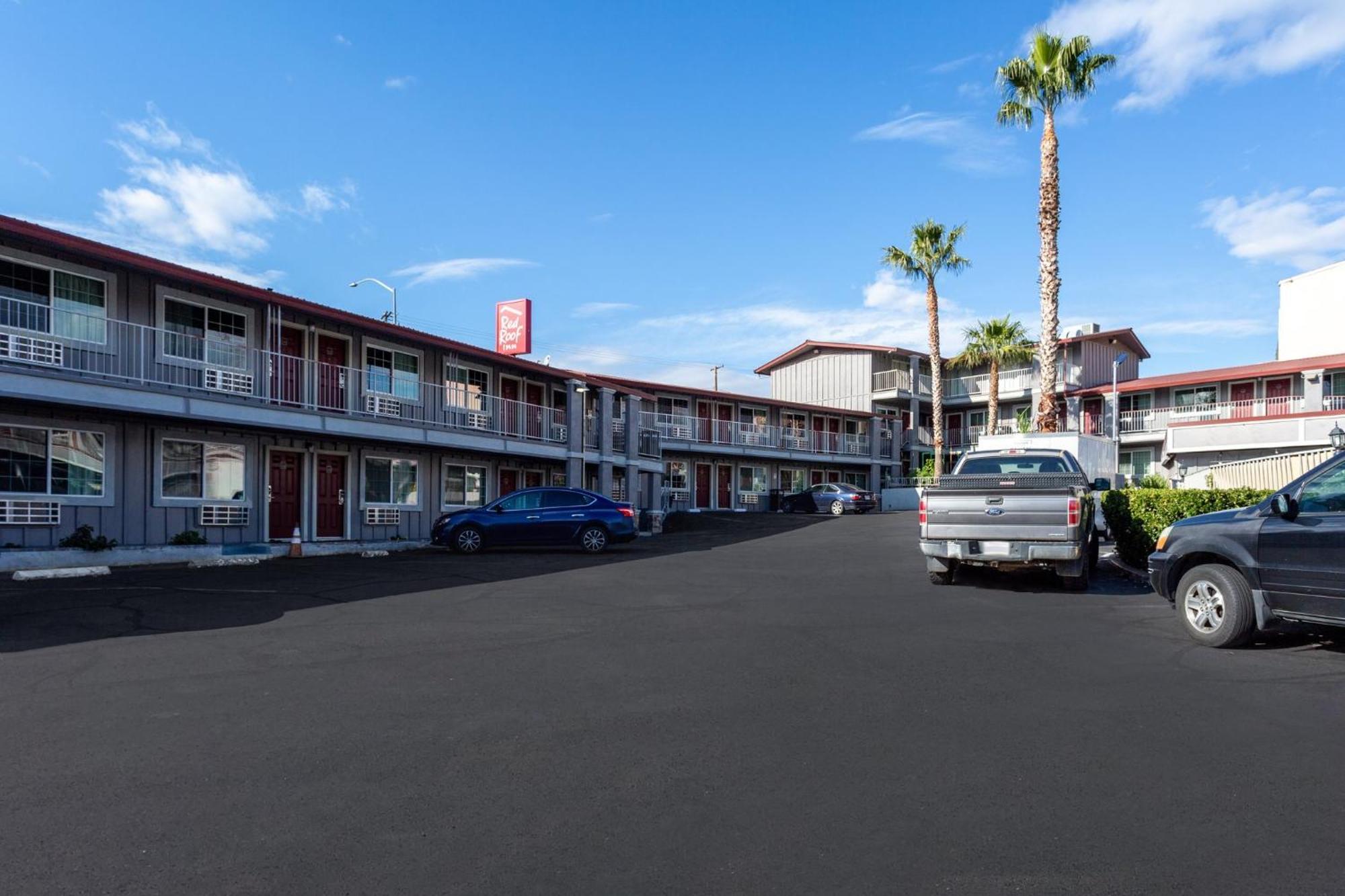 Red Roof Inn Реддинг Экстерьер фото